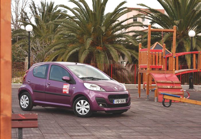 To ανανεωμένο Peugeot 107 μπορεί να χαρακτηριστεί ακόμα πιο σικ και οικονομικό. To ανανεωμένο Peugeot 107 μπορεί να χαρακτηριστεί ακόμα πιο σικ και οικονομικό.